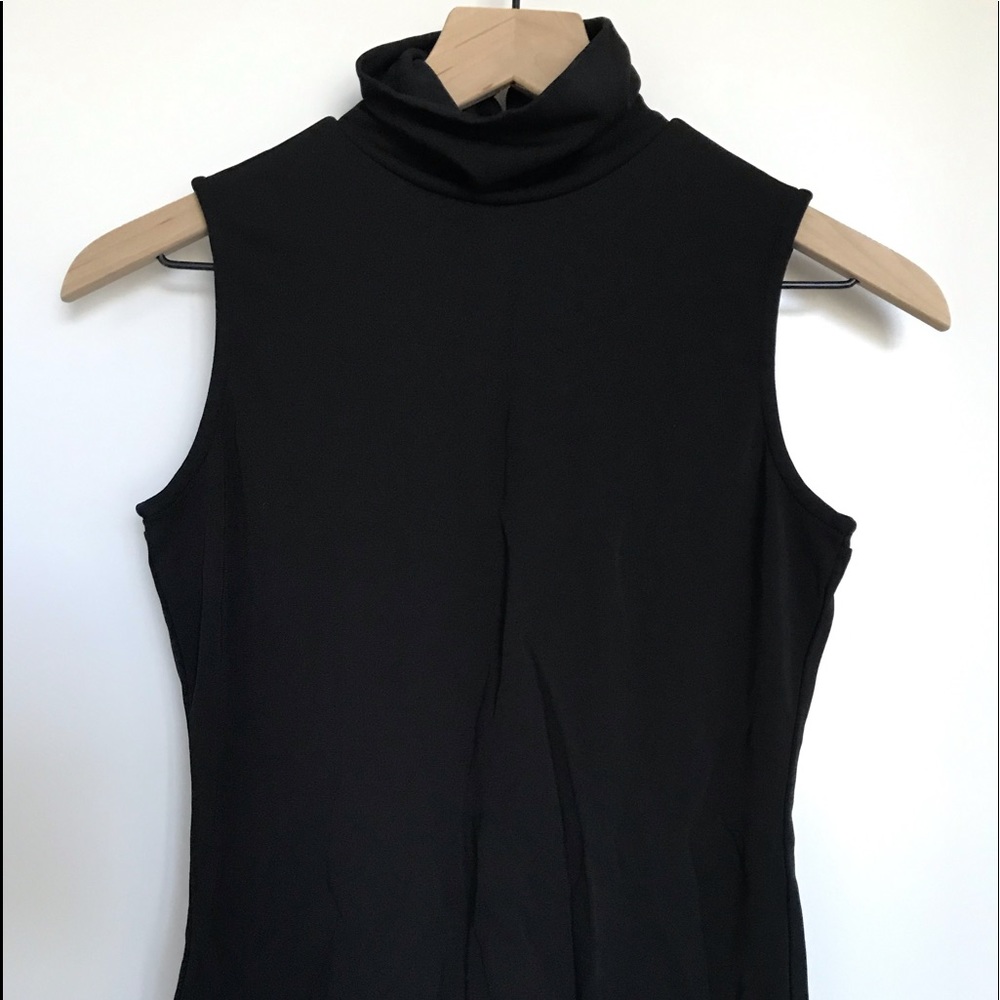 Banana Republic Turtle Neck Top